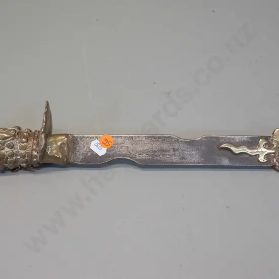 Indian knife-shaped ornament with cast brass elephant handle, flame ornament on tip L-390