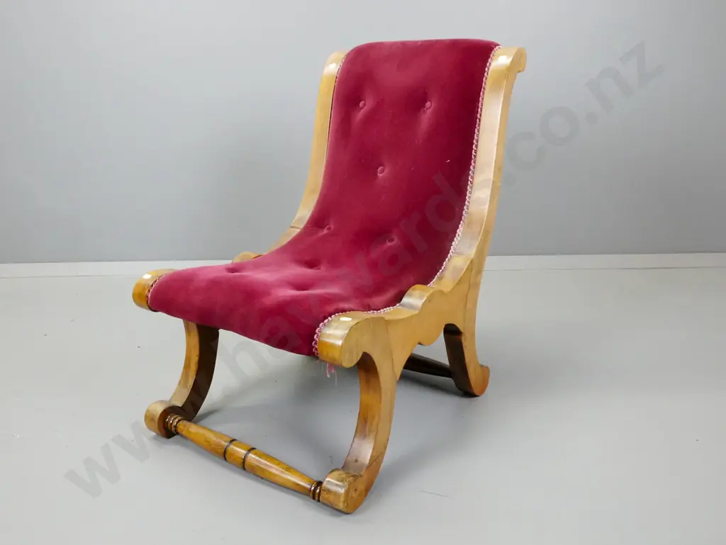 Victorian beech nursing chair in buttoned crimson velvet upholstery - frame somewhat loose H-730 W-470 D-600 Image 1++