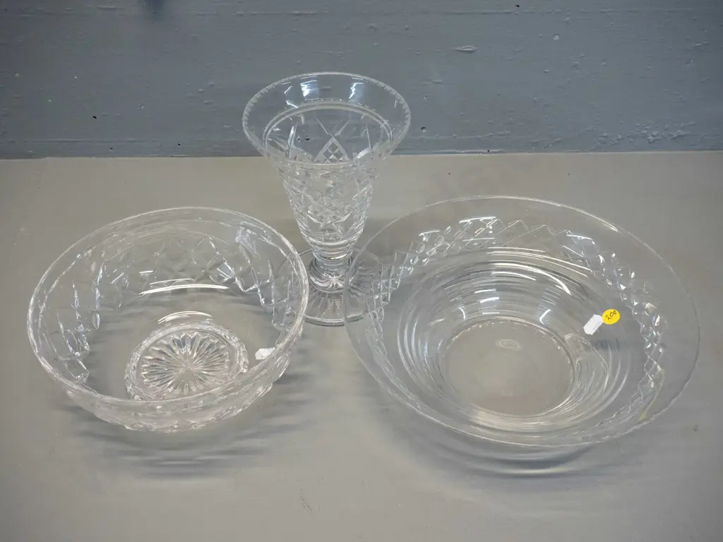 3 pieces of cut crystal - 2 bowls, larger is D-260, and a footed vase H-180 Image 1++