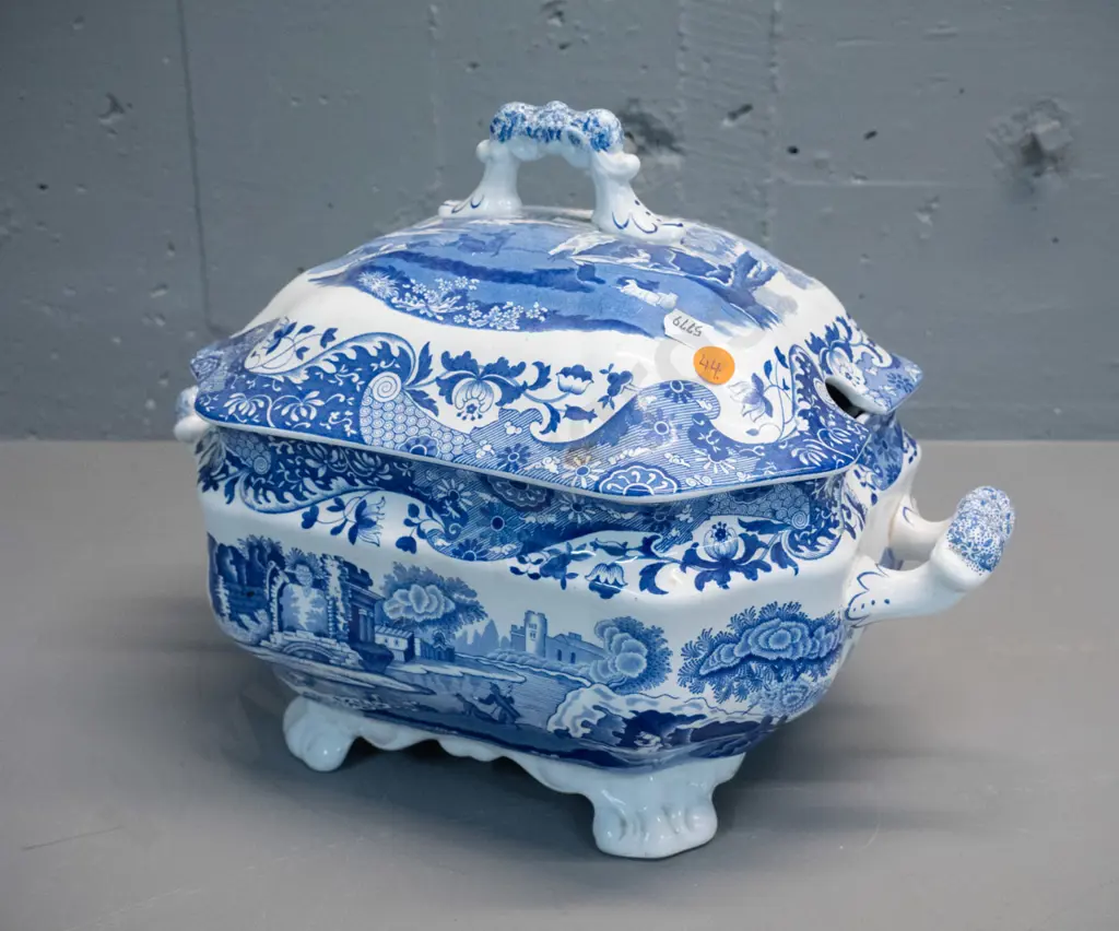 Spode blue & white "Italian" pattern large lidded soup tureen H-260 L-350 Image 1++