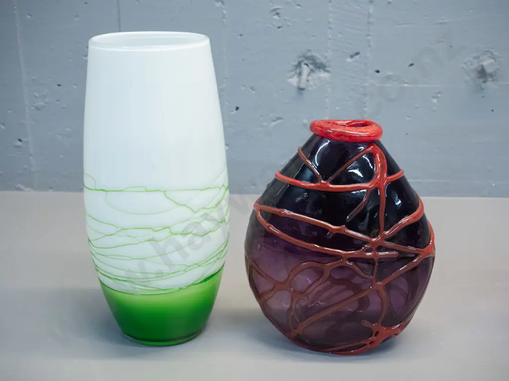 2 art glass vases with stringing effect - red on purple and larger green on white H-280 Image 1++