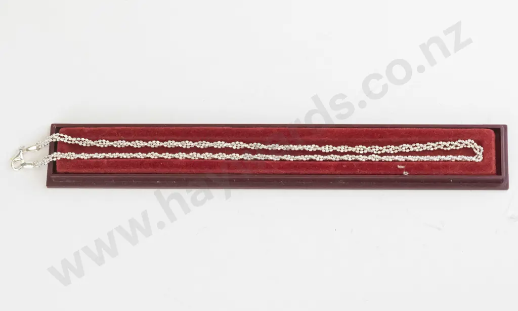 silver twist necklace stamped 925 Italy Image 1++