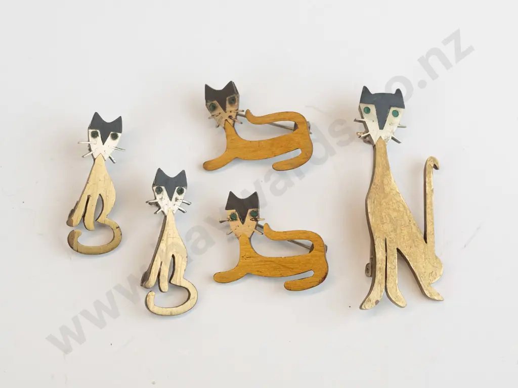 5 cat brooches Image 1++
