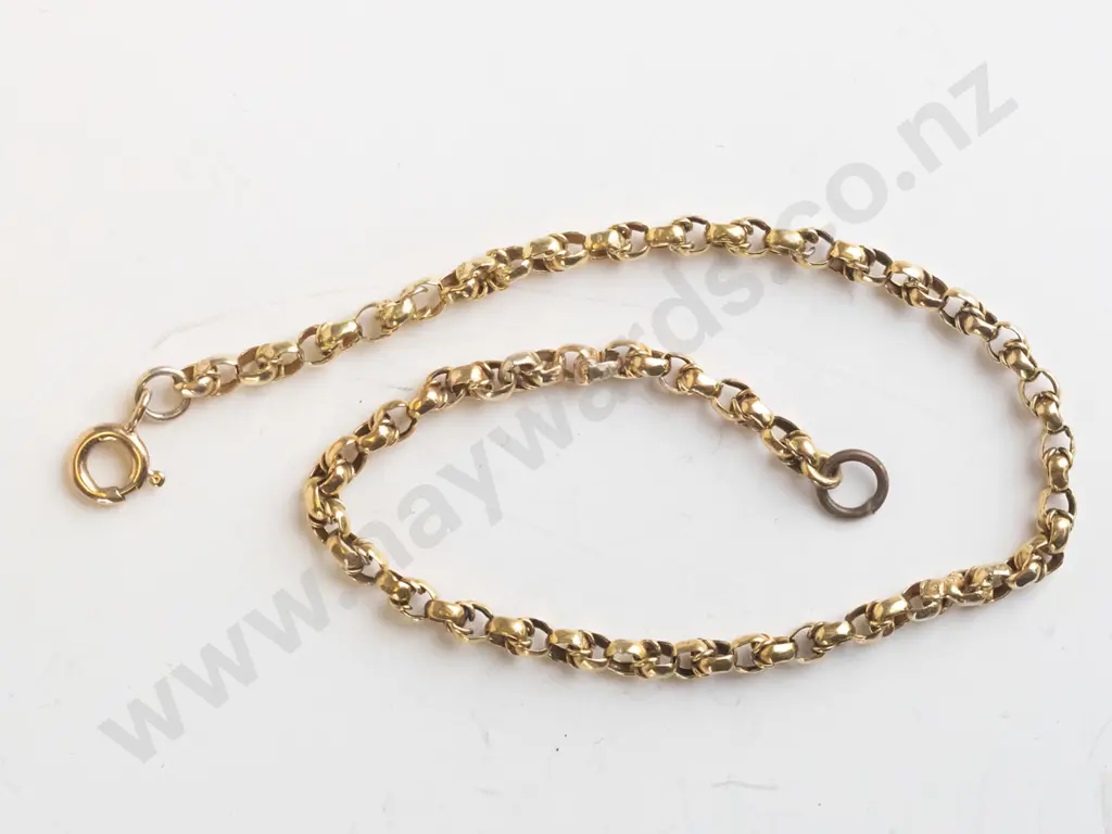 gold bracelet stamped 375 Image 1++
