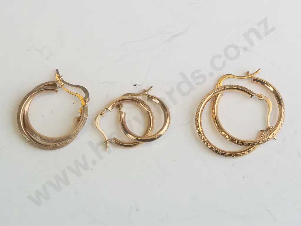 3 pairs hoop earrings Image 1++