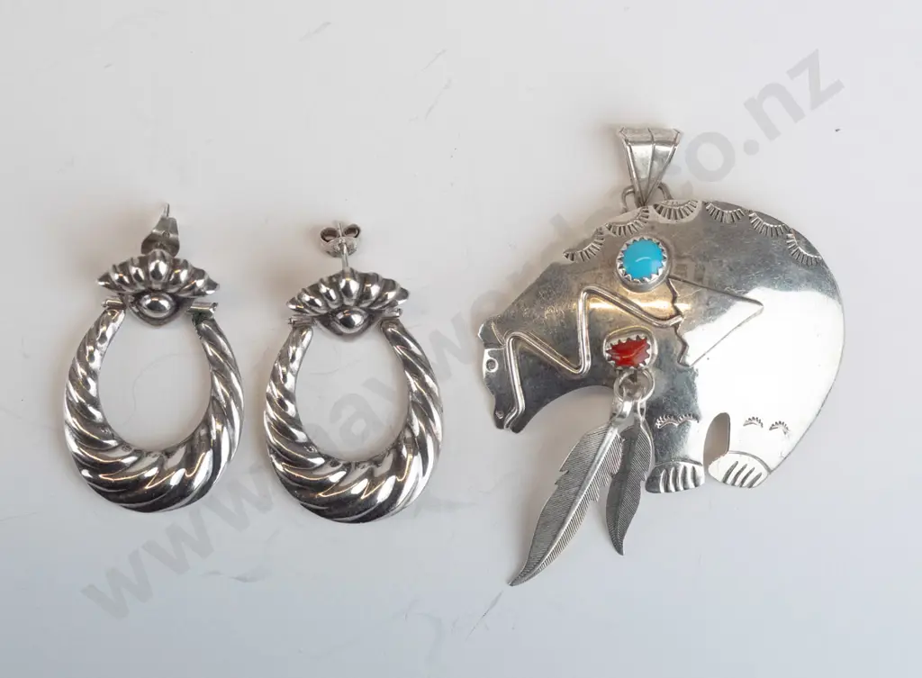 silver polar bear with fish pendant stamped sterling no chain & pair of silver earrings stamped 925 Image 1++