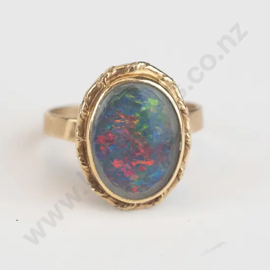 opal ring stamped 9ct