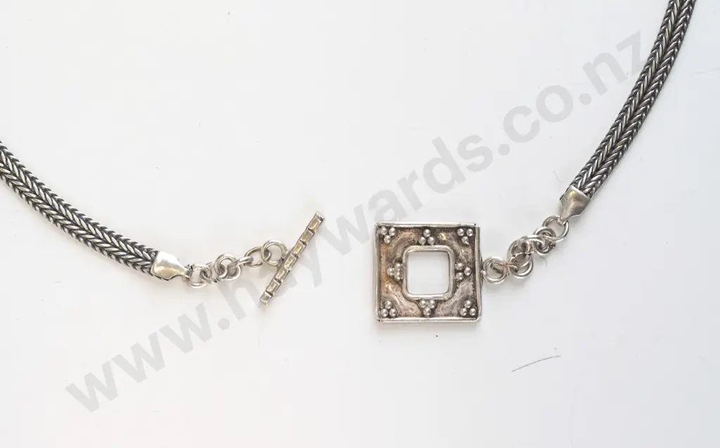 silver necklace stamped 925 Image 1++