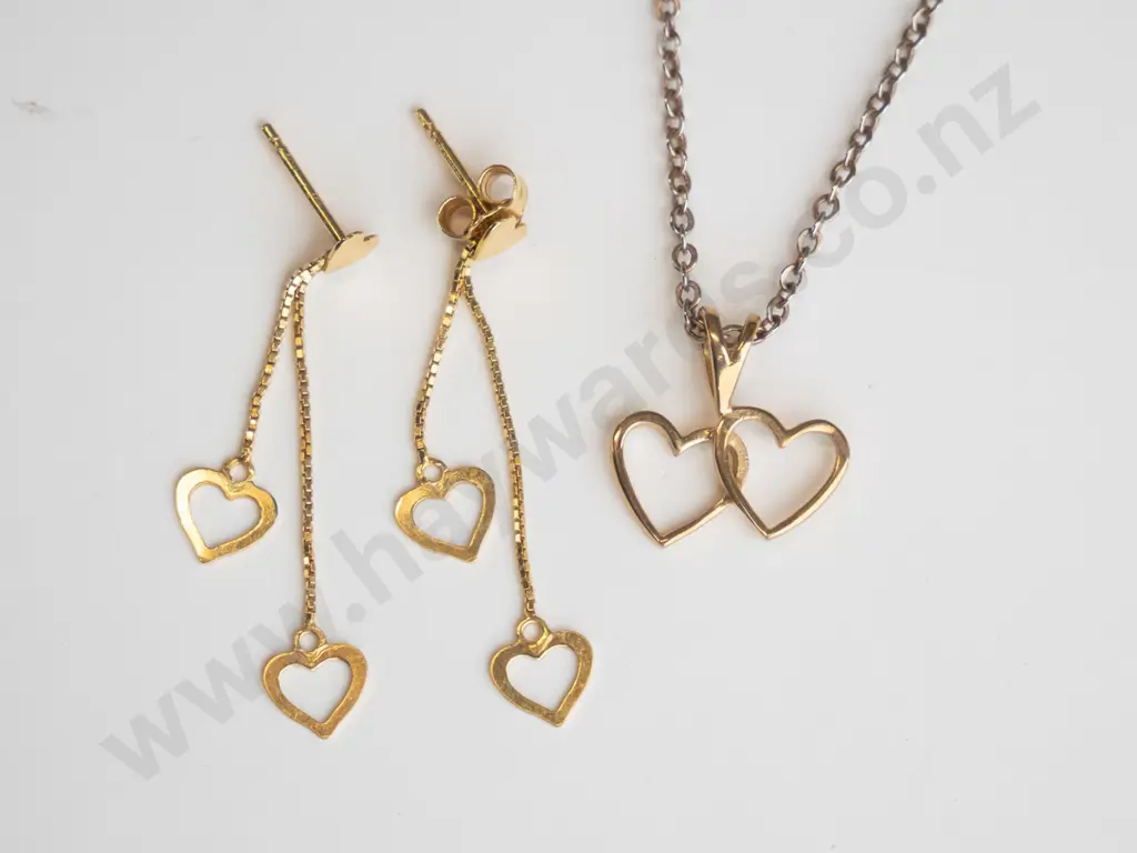 gold double heart necklace & matching earrings stamped 9ct Image 1++