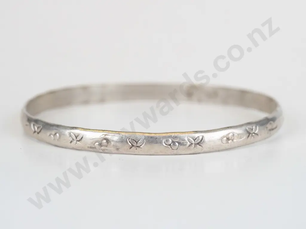 silver bangle stamped 925 Mexico Image 1++