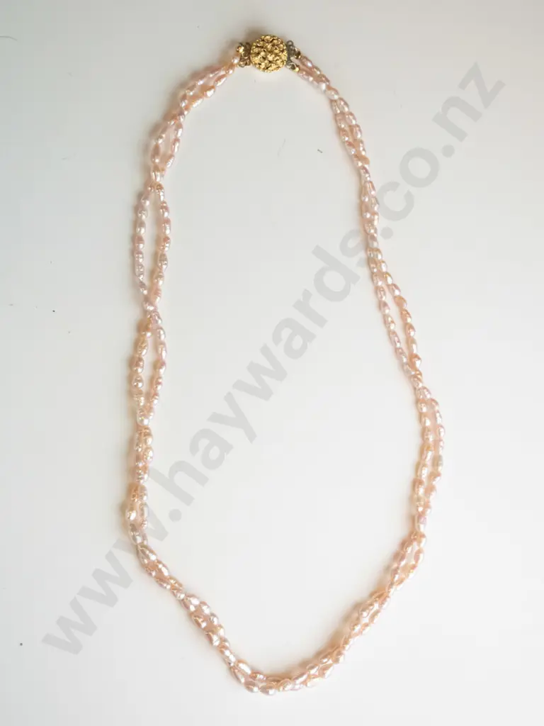 double stand twist pink necklace Image 1++