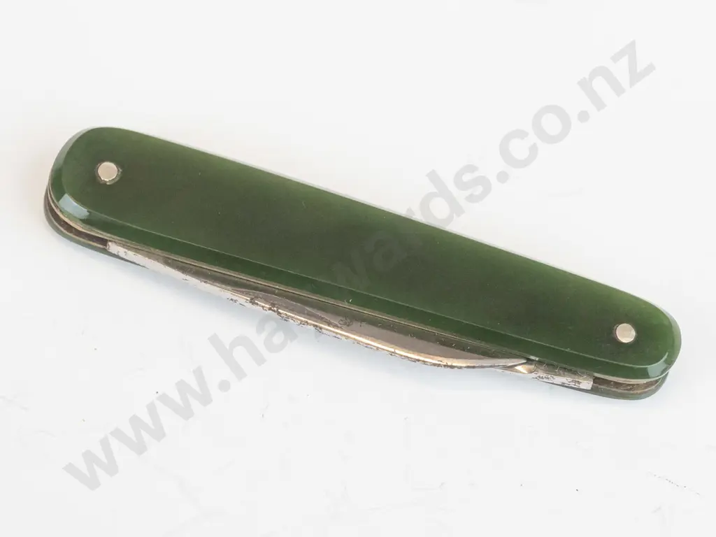 small greenstone pocket knife Image 1++