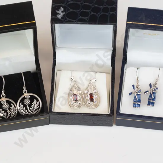 3 pairs of earrings