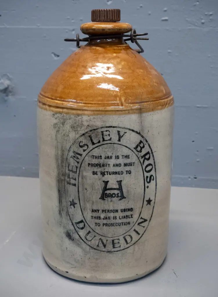 Hemsley Bros. Dunedin stoneware narrow-mouth crock with wire handle - has crazing and staining H-340 D-200 Image 1++