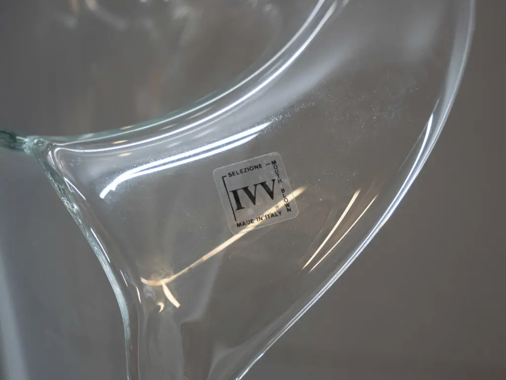 large clear glass jack in the pulpit vase with 'Selezione IVV - Mouth Blown - Made in Italy' label H-500 Image 1++