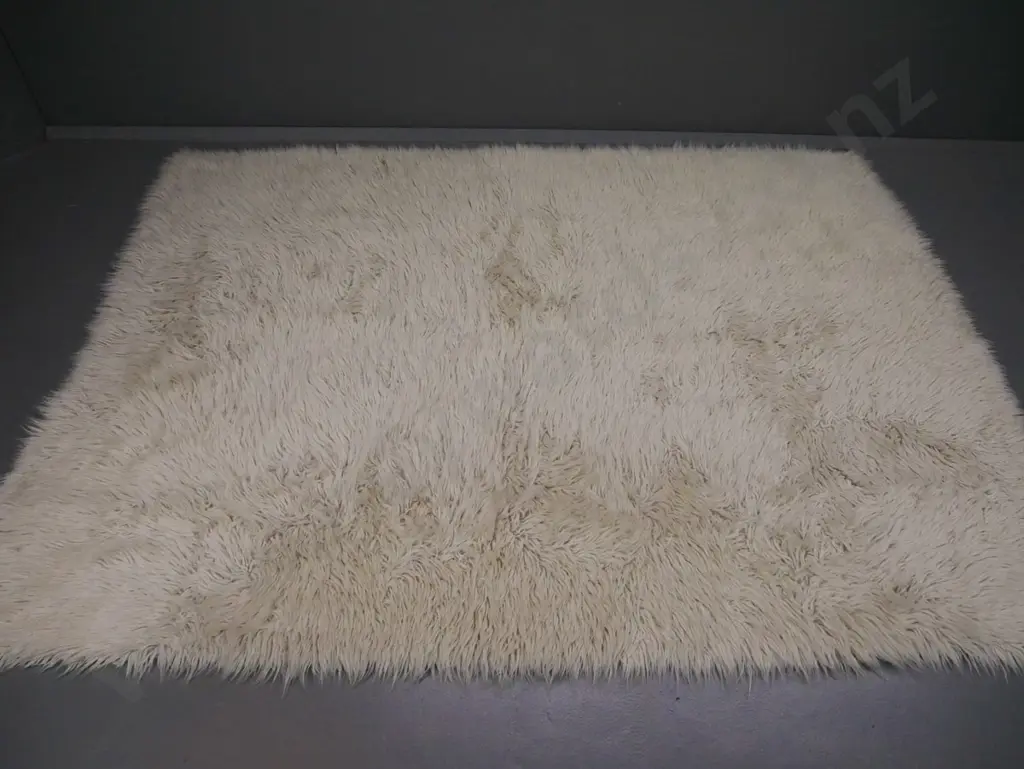 Greek Flokati wool rug L-2540 W-1860 Image 1++