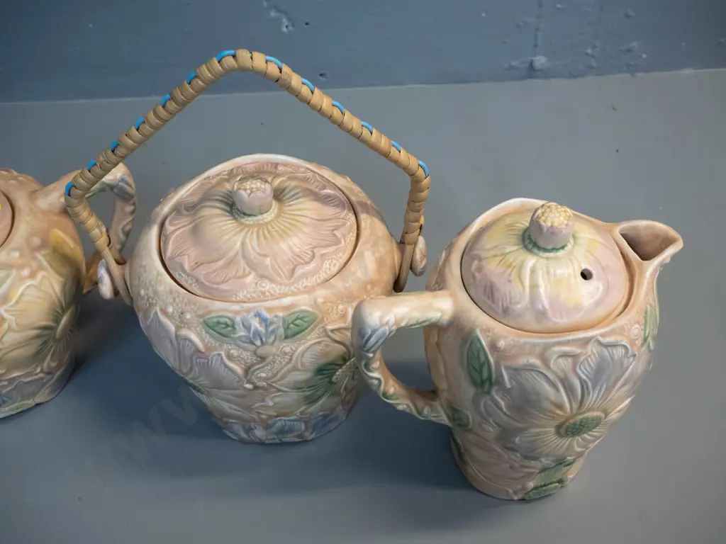 3 pieces of vintage Kensington Sunflower ware - teapot, coffee pot H-220 and biscuit barrel Image 1++