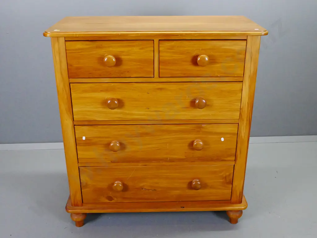 reproduction rimu 5-drawer round corner chest on turned bun feet, turned wooden knobs. H-1070 W-980 D-440 Image 1++