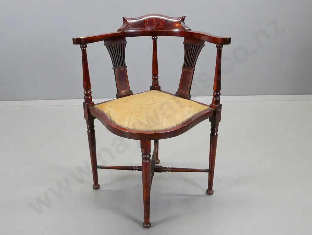 vintage mahogany corner chair with inlaid & fluted back splats, inlaid stringing to arms and back, on x-frame base, some Image 1++