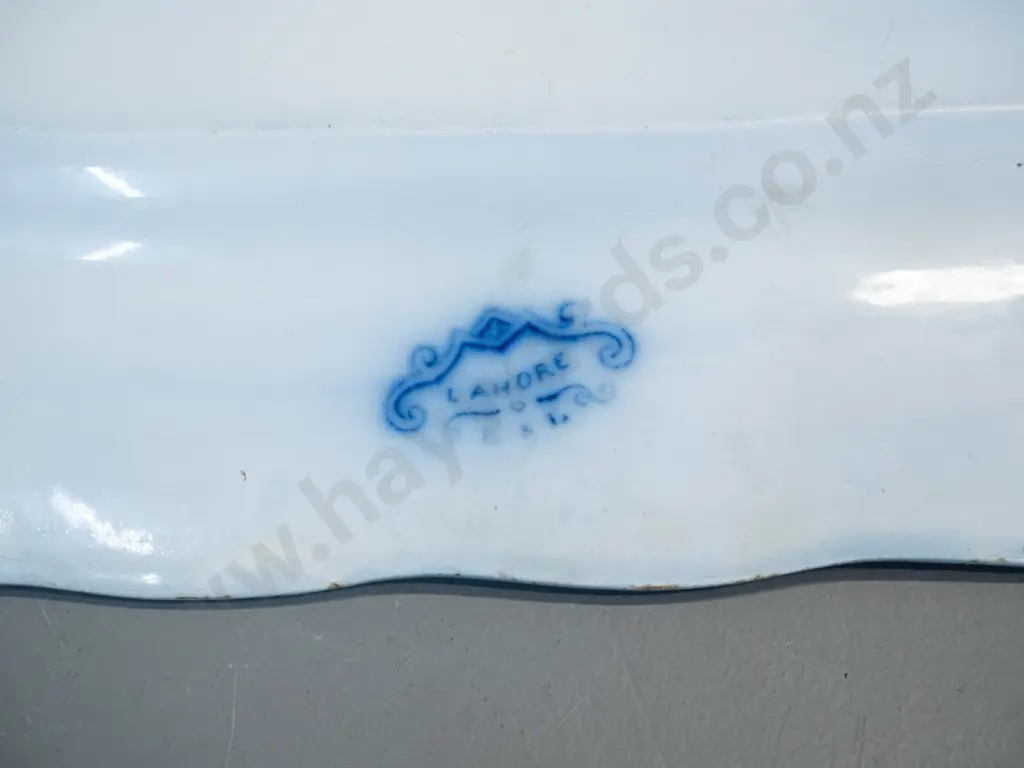 vintage flow blue ashett with pagoda and urn decoration - marked Lahore, has wear to gilt and some scratches L-450 W-345 Image 1++