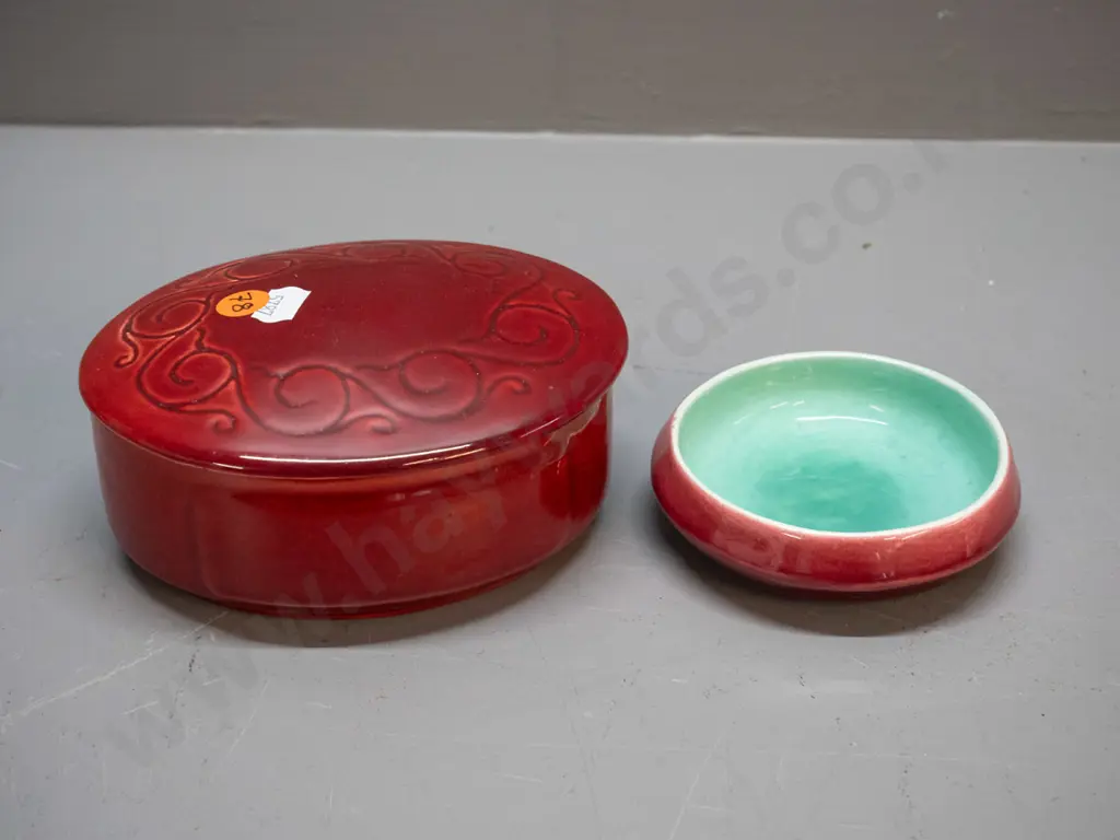 2 pieces of red glaze O.C. Stephens pottery - lidded trinket with sgraffito decoration, small chip and a crack to under- Image 1++