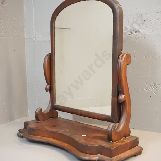 Victorian mahogany cheval dressing table mirror with arched mirror, carved supports - original condition, some de-