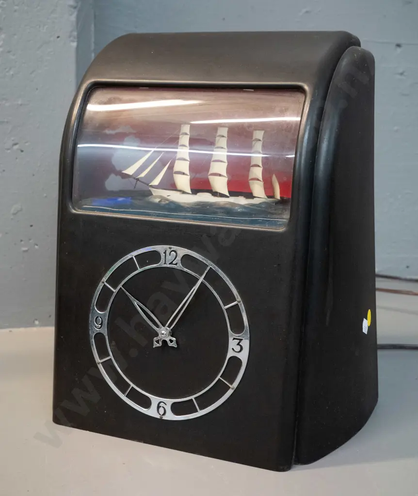 vintage Vitascope electric clock with moving ship and colour changing sky background H-330 W-230 D-170 - working Image 1++