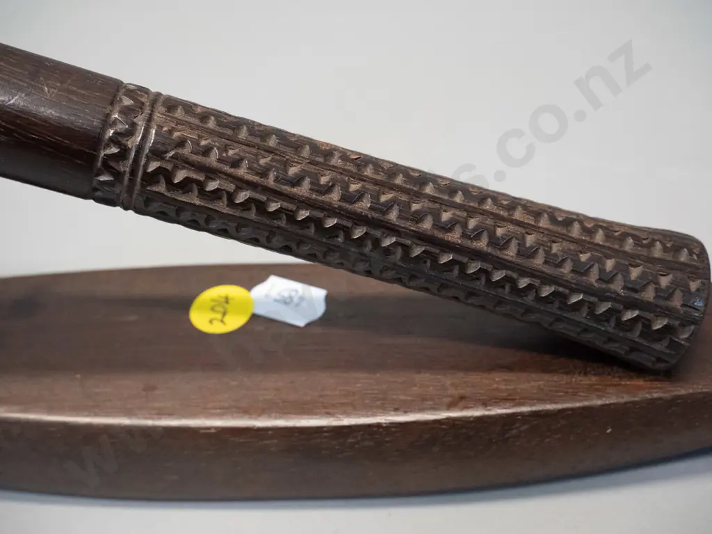 Fijian carved hardwood club with display stand - stand "fork" sits loose - club L-320 Image 1++