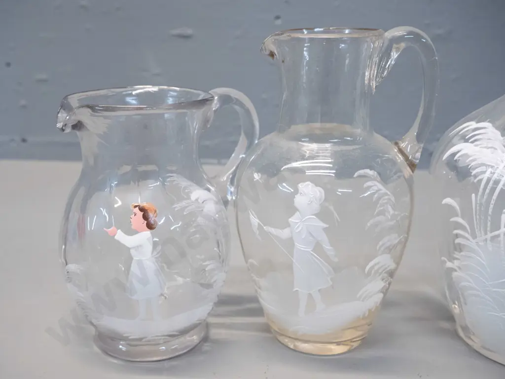 3 pieces of Mary Gregory style decorated clear glass - 2 jugs and a flask/decanter H-180 - fleck to rim of one jug Image 1++