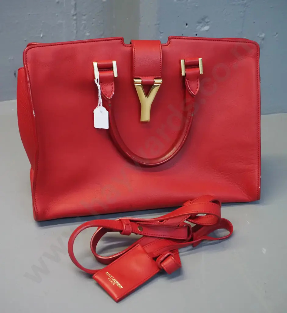 Yves Saint Laurent red leather hand bag with detachable strap - some wear and rubbing H-220 W300. NOT AUTHENTICATED Image 1++