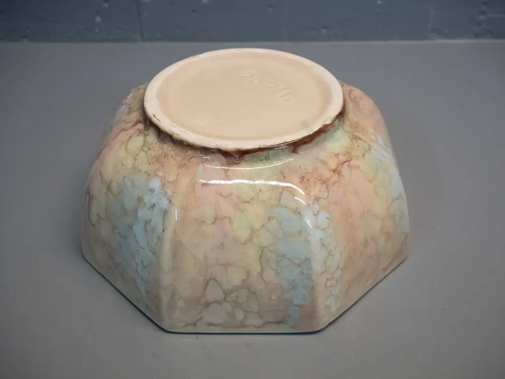 vintage octagonal bowl, mark illegible D-210 Image 1++