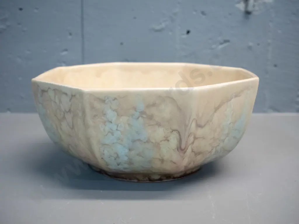 vintage octagonal bowl, mark illegible D-210 Image 1++