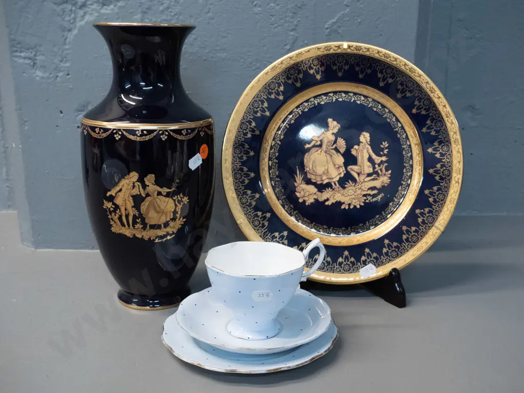 2 pieces Limoges cobalt and gold - large vase H280 and cabinet plate - and a polka dot Royal Albert trio, some Image 1++