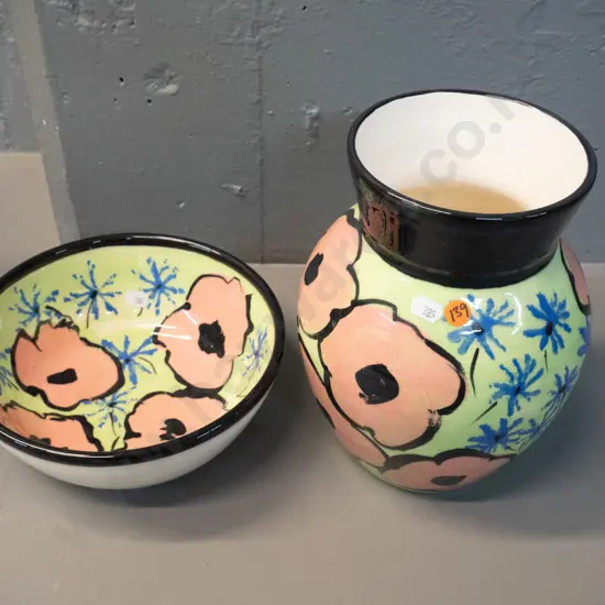studio pottery vase H250 and bowl D-210. Frank Hakkaart, Dunedin label on bottom of vase