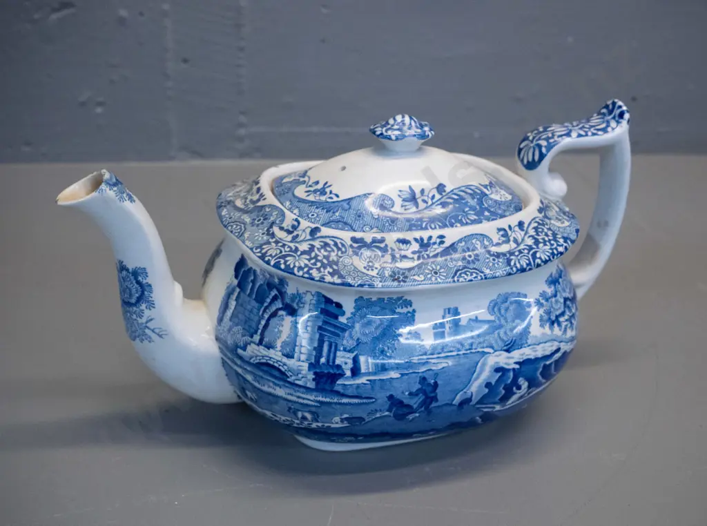 Spode blue & white "Italian" pattern teapot - small fleck to spout H-130 L-270 Image 1++