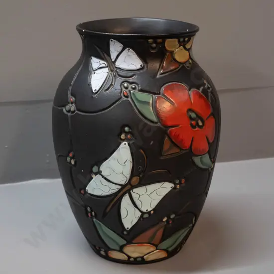 vintage black hand-painted incised pattern vase H-220 D-110