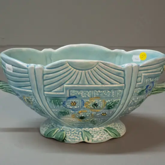 vintage Arthur Wood "Garden Wall" handled trough vase H-140 L-330