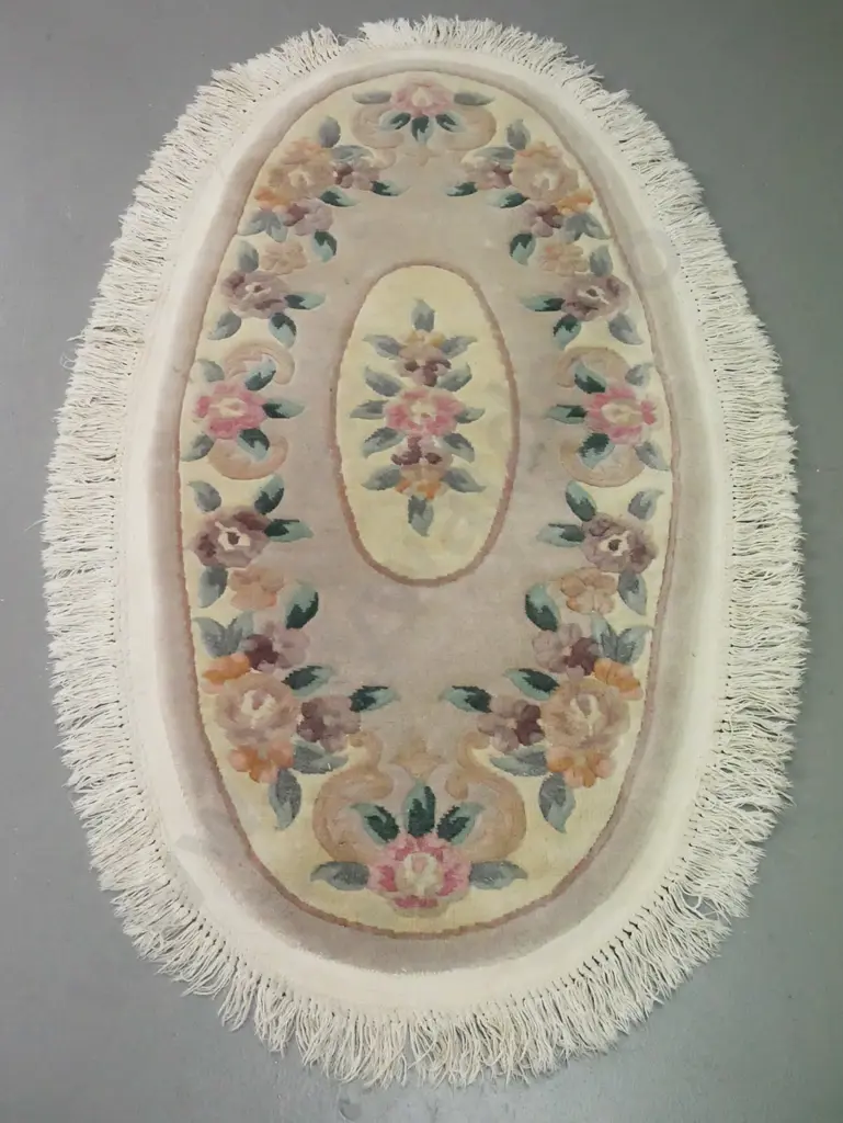 oval wool floor rug - floral muted tones L-1500 W-820 Image 1++