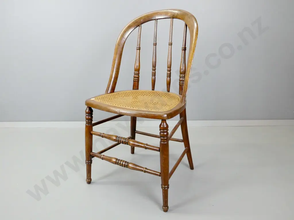 vintage oak spindle back chair with woven cane seat and turned front rails H-850 W-440 D-430 Image 1++