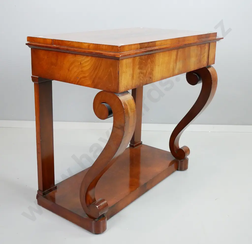 Victorian figured mahogany hall table with caddy top, single drawer, sweeping legs & platform base - splits to top. Image 1++