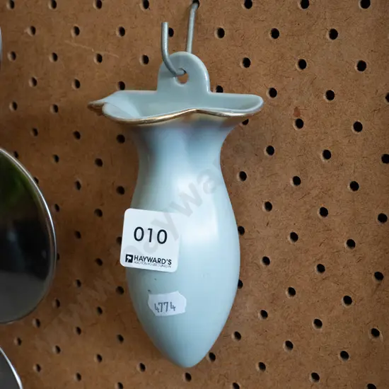 wall pocket vase