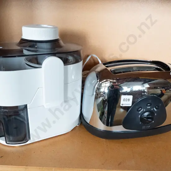 juicer and a Zipp toaster