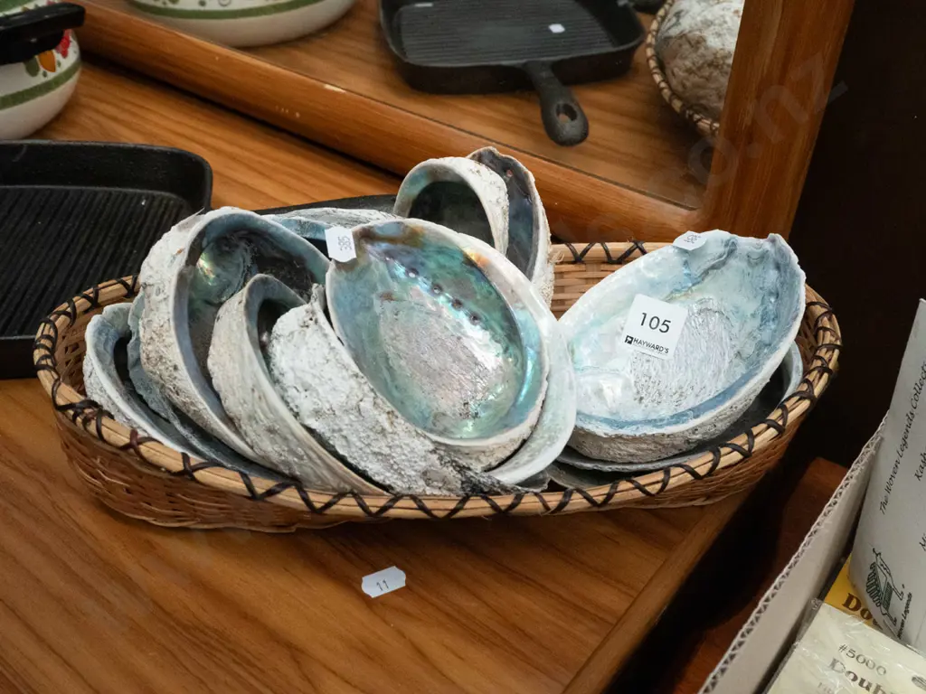 cane tray and various paua shells Image 1++