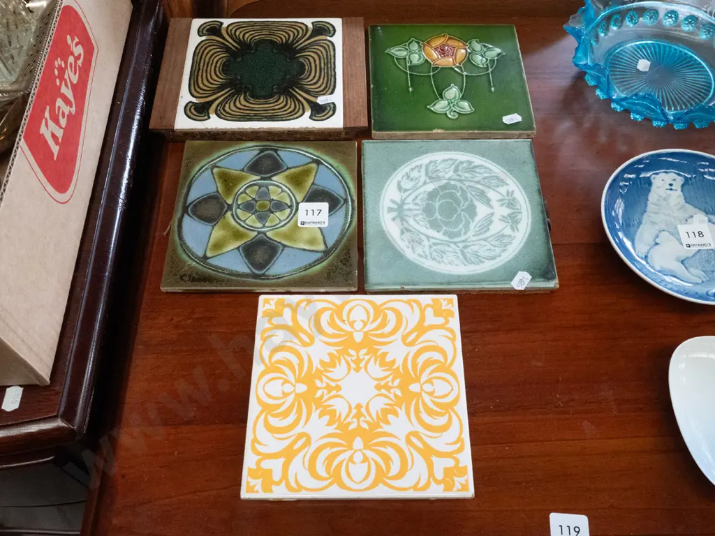 5 assorted tiles Image 1++