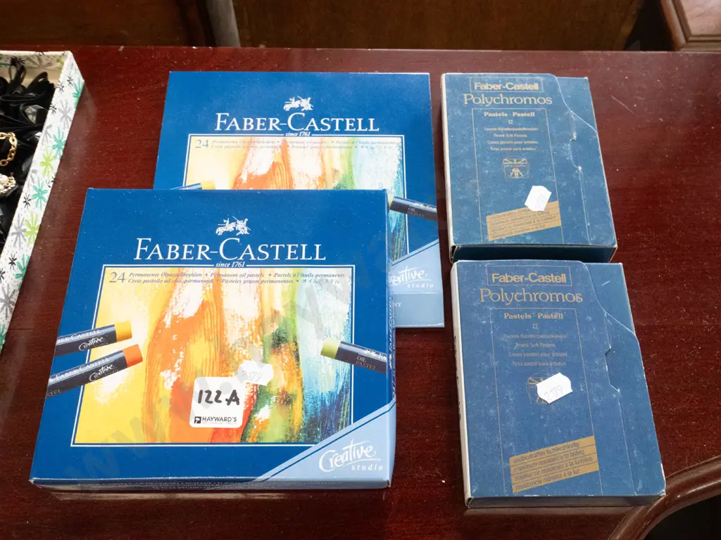 3 packs of artists pastels Image 1++