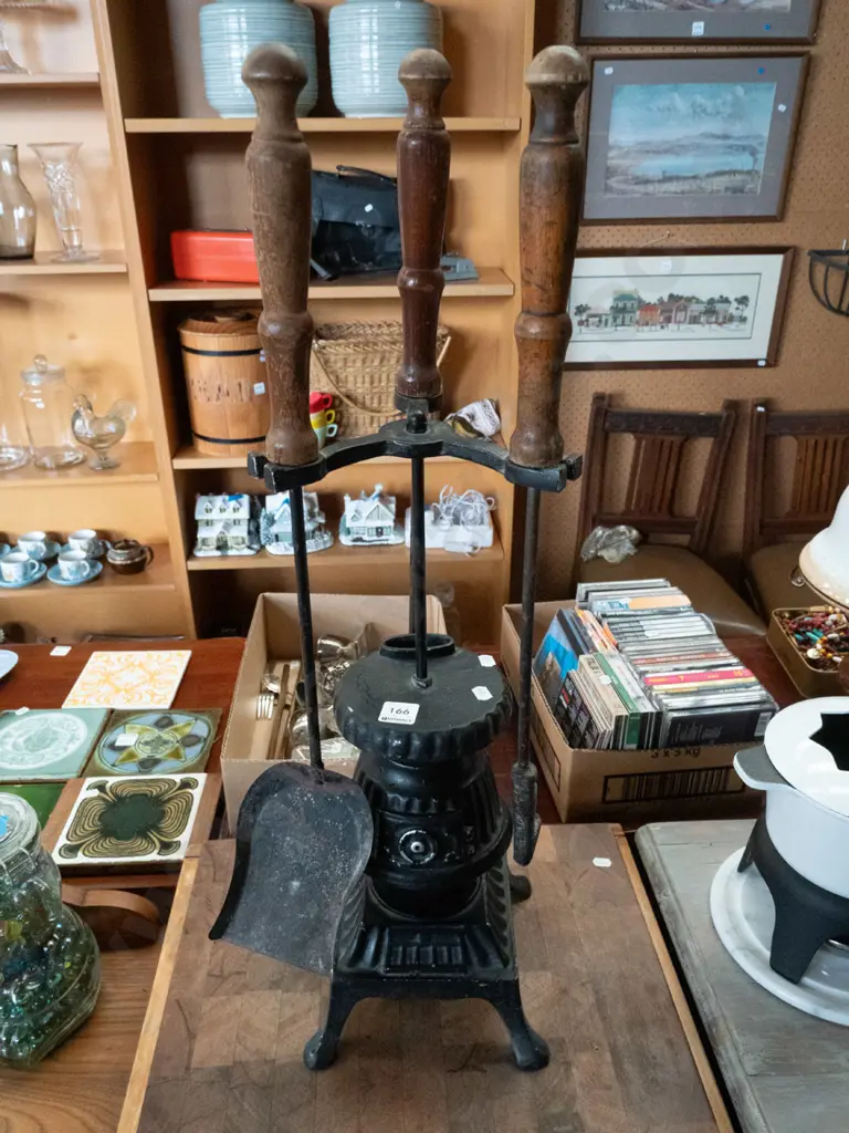 cast alloy pot-belly stove themed fireside set Image 1++