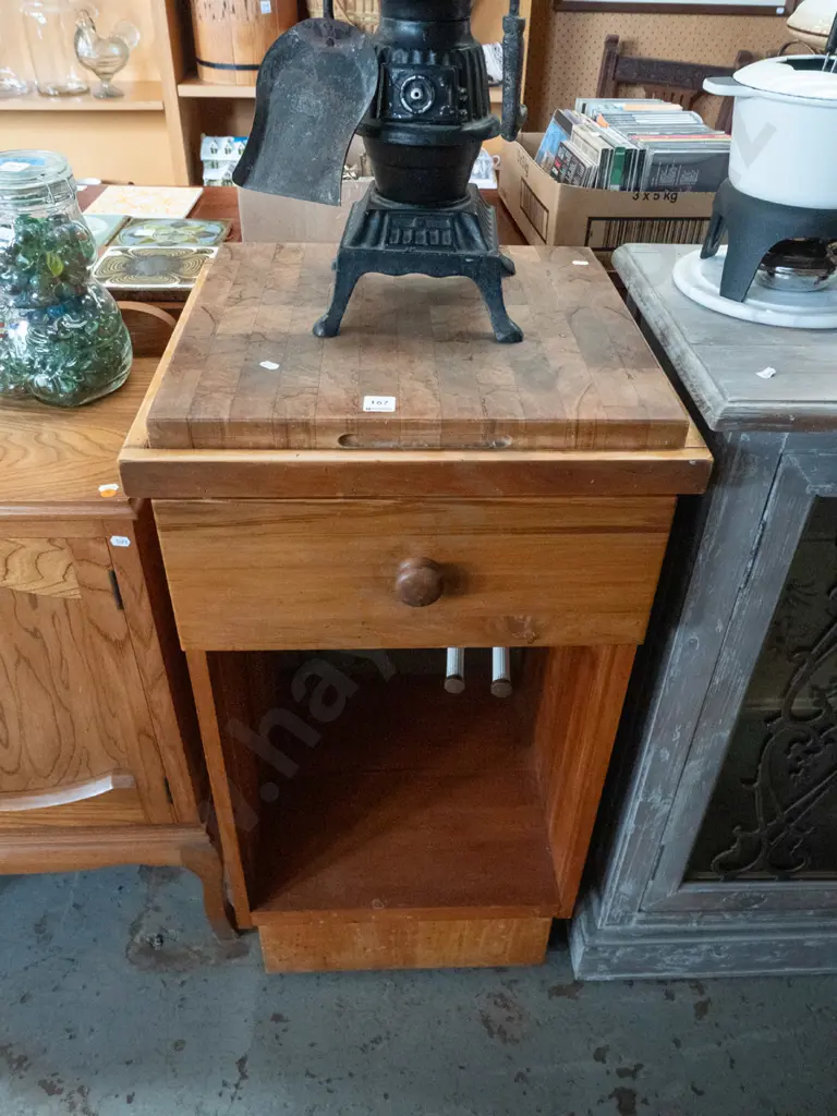 rimu single drawer butcher's block H-900 W-470 D-460 Image 1++