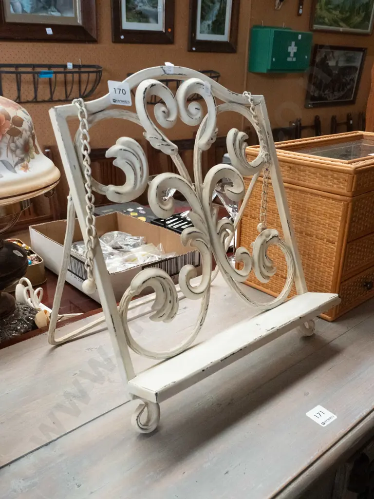 metal cookbook stand Image 1++