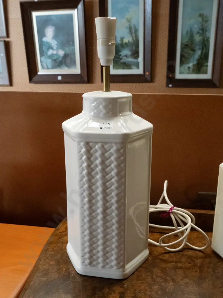 ceramic table lamp base H-370 Image 1++