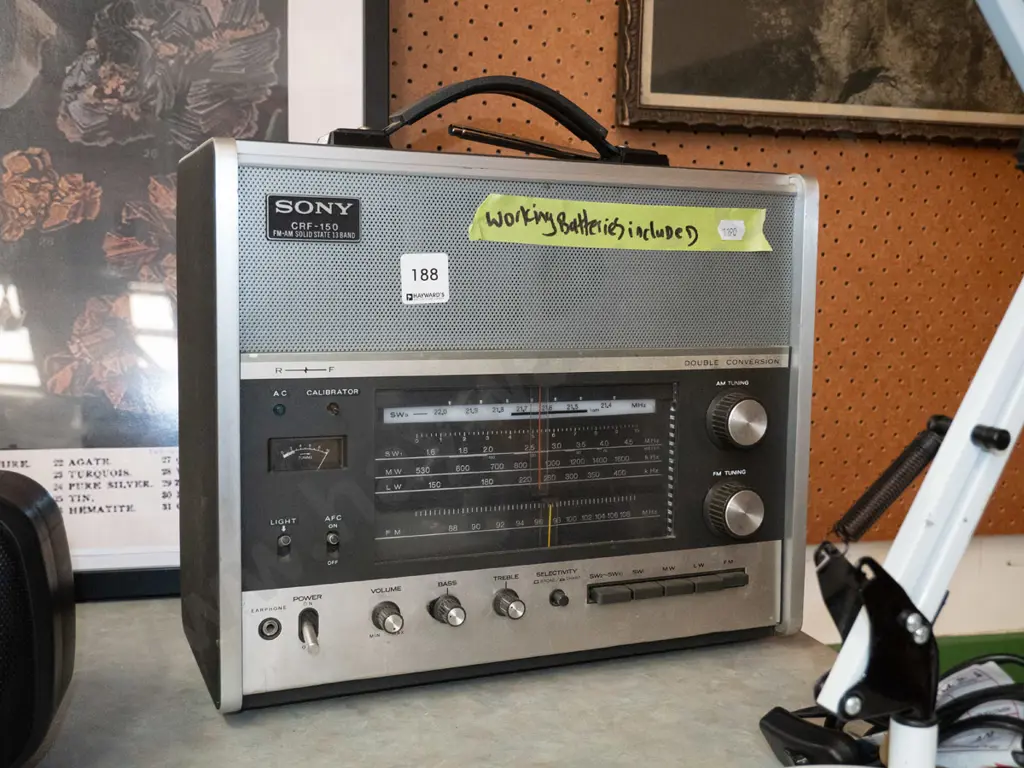 Sony FM-AM 13-band radio Image 1++